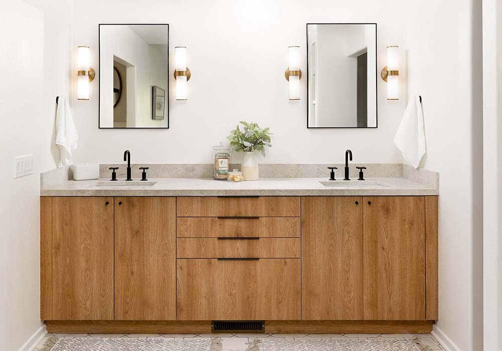 Beautiful view of High-End Bathroom Vanities For Luxurious Apartments